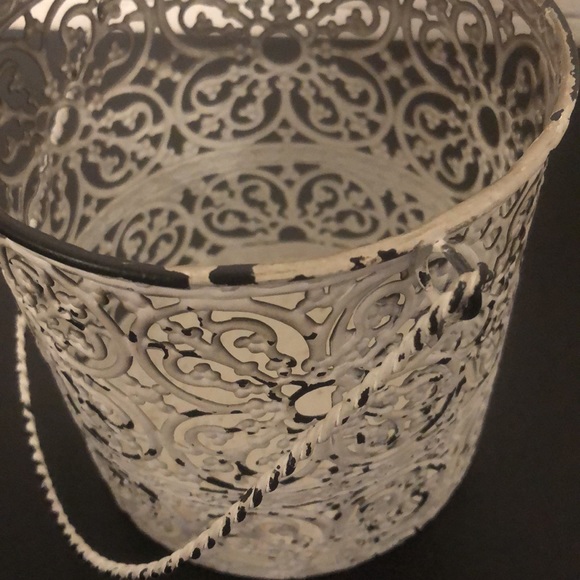 Country Cottage Candle Light Holder Distress White Metal Basket - Picture 6 of 6